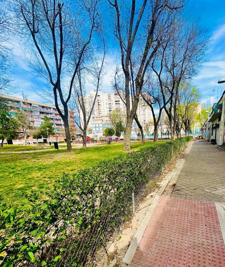 Апартаменты Madrid Loft Duplex Экстерьер фото
